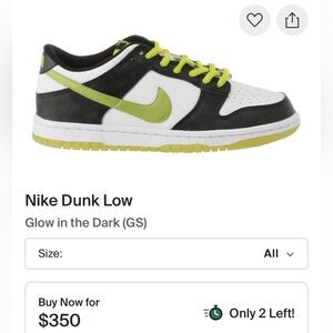 RARE Nike Dunk Low, Glow in the Dark, W7.5/M6/Y6 👻